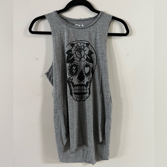 Chaser tank top with black skull - Picture 1 of 4
